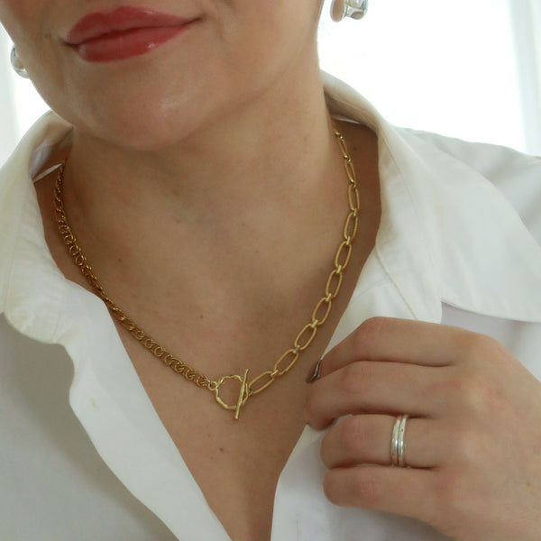 Luz of Di Toggle Necklace